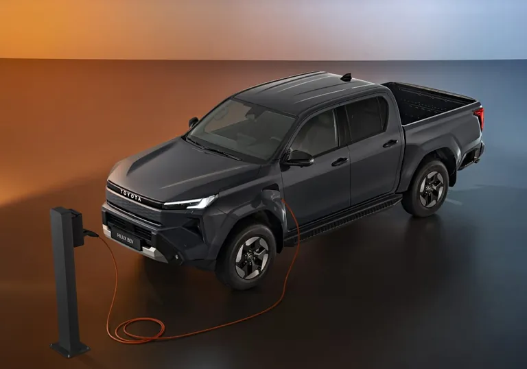 Toyota Hilux BEV