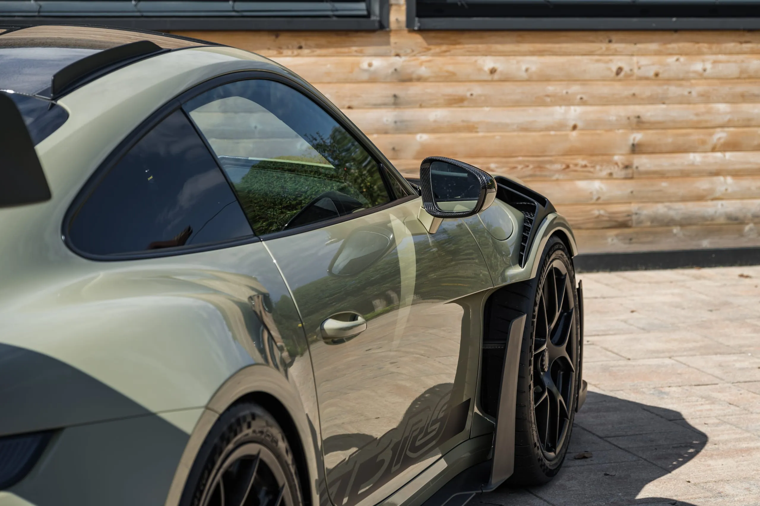 Darf der Chef einen dicken Wagen fahren?