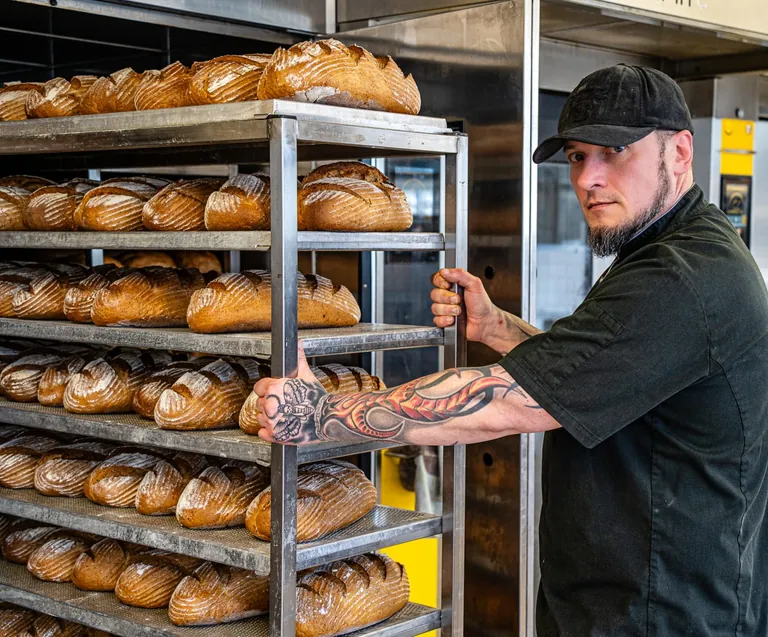 B&auml;ckermeister Daniel Gerlach leitet die B&auml;ckerei der JVA Dresden.