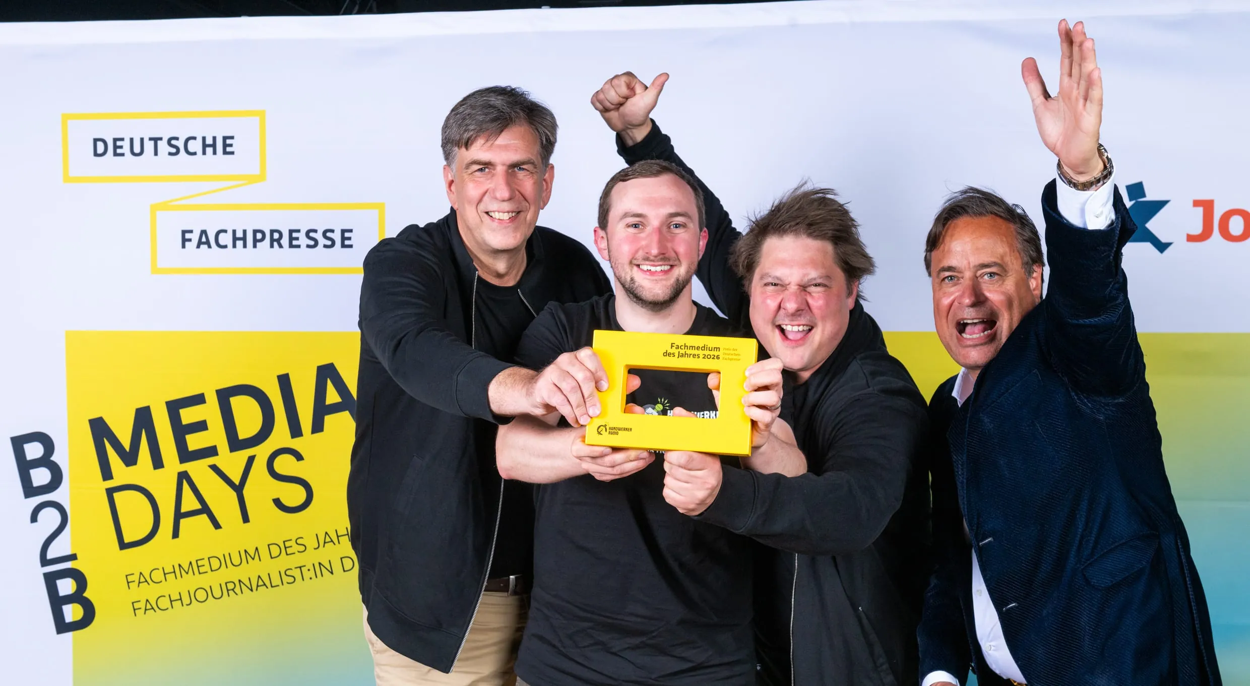 Handwerker Radio gewinnt Preis für "Rollendes Podcaststudio"