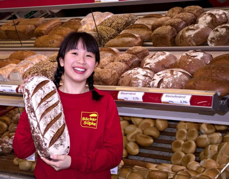 Thien Kim Dam in der B&auml;ckerei