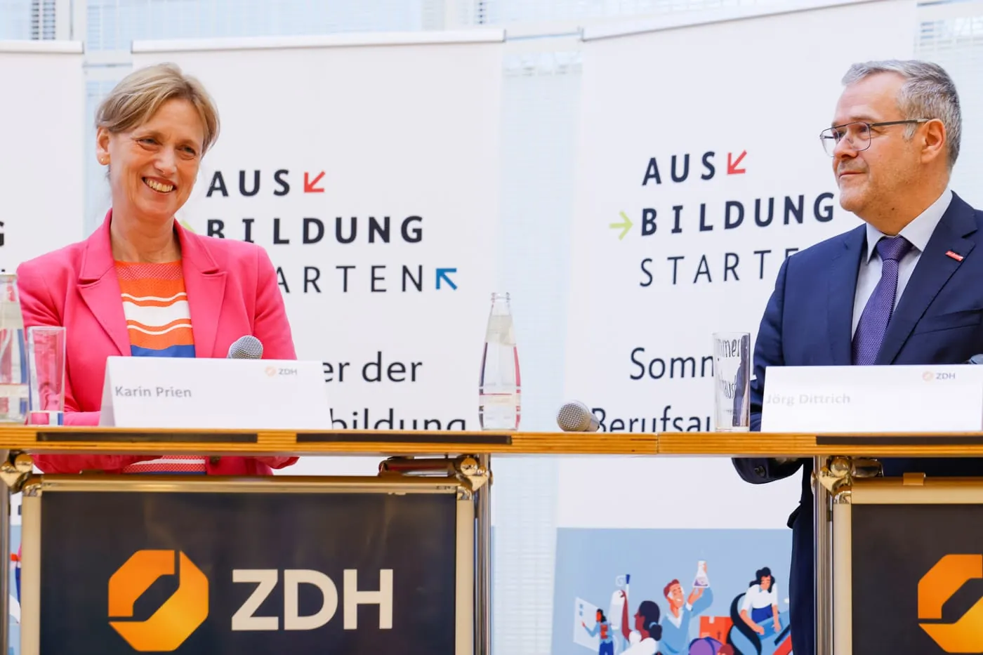 Bildungsministerin Prien: Duale Ausbildung hat große Zukunftschancen