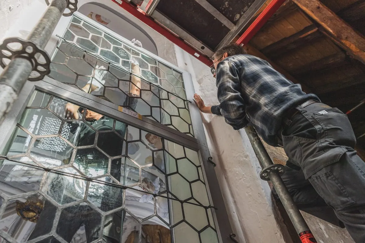 Fensterglas mit integriertem UV- und Infrarotfilter