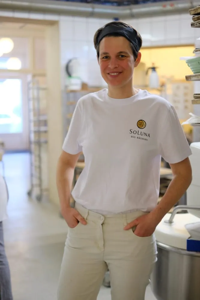 Bäckermeisterin Katrin Knopp von der Bäckerei Soluna in Berlin