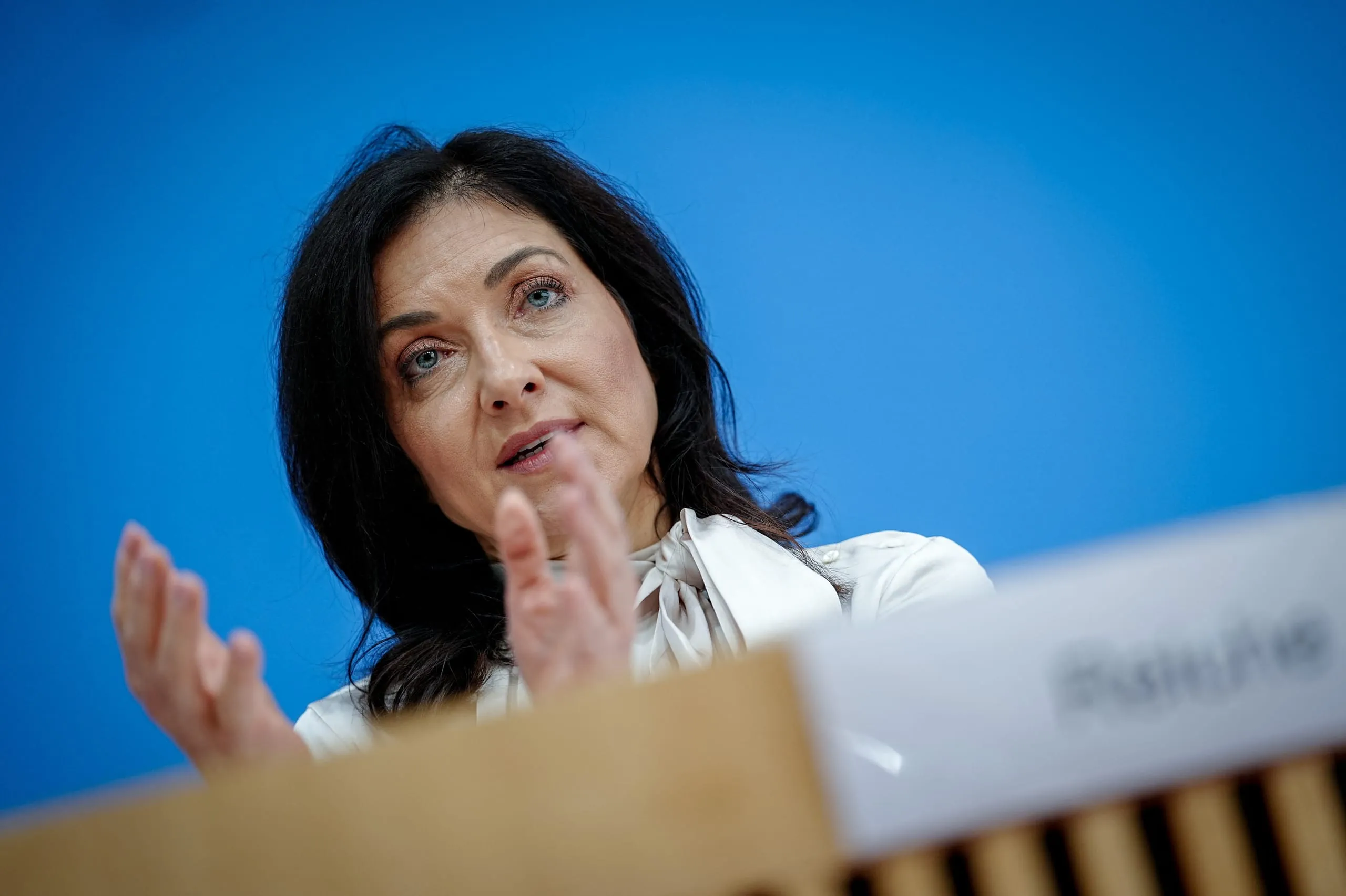 Wirtschaft wächst wieder – aber die Skepsis bleibt